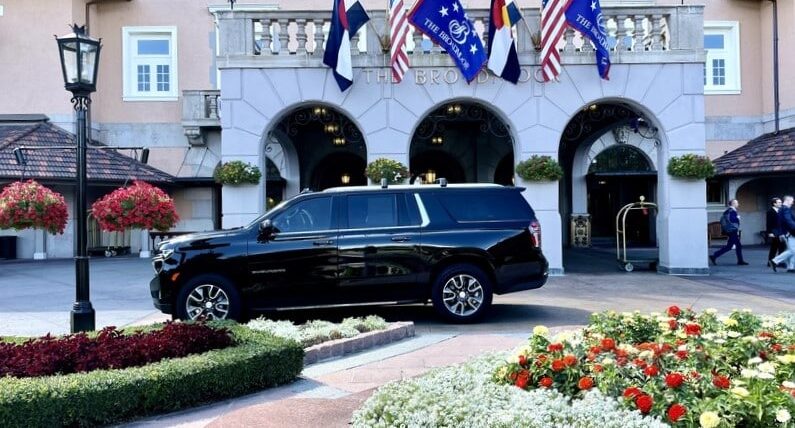 Denver Airport to Colorado Springs car service