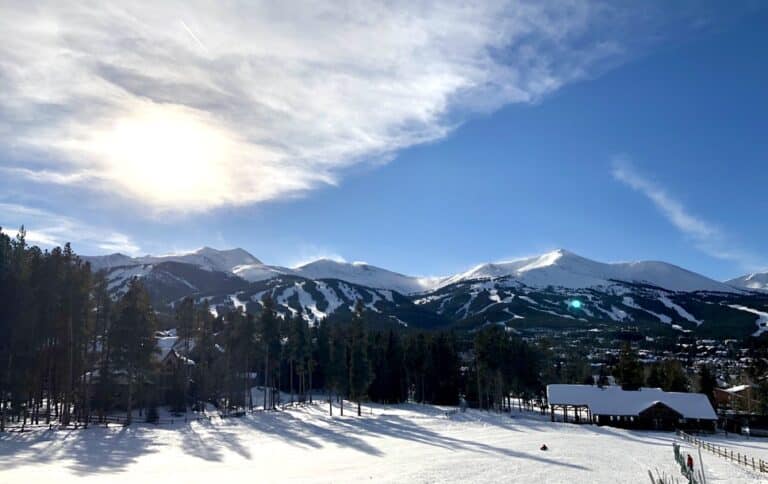 Denver Airport Transfers to Ski Resorts | Silver Mountain Express