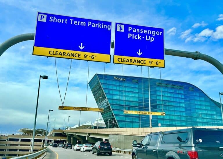 Westin Denver Airport to Vail Transportation options